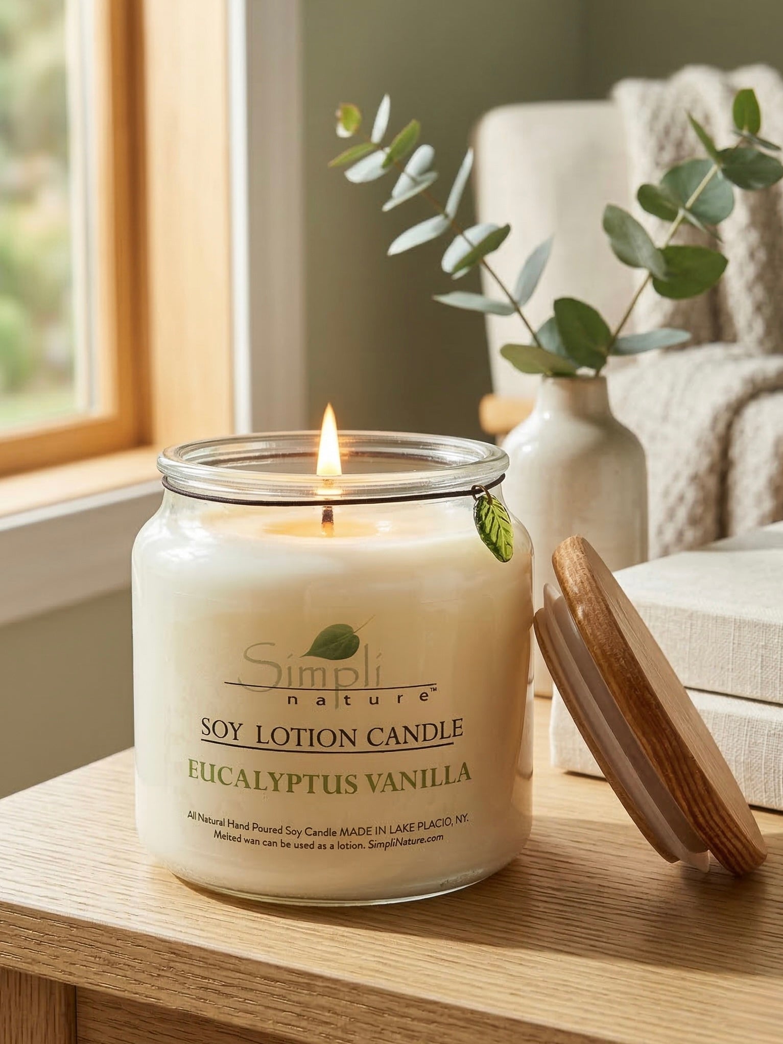 Eucalyptus & Vanilla Soy Lotion Candle